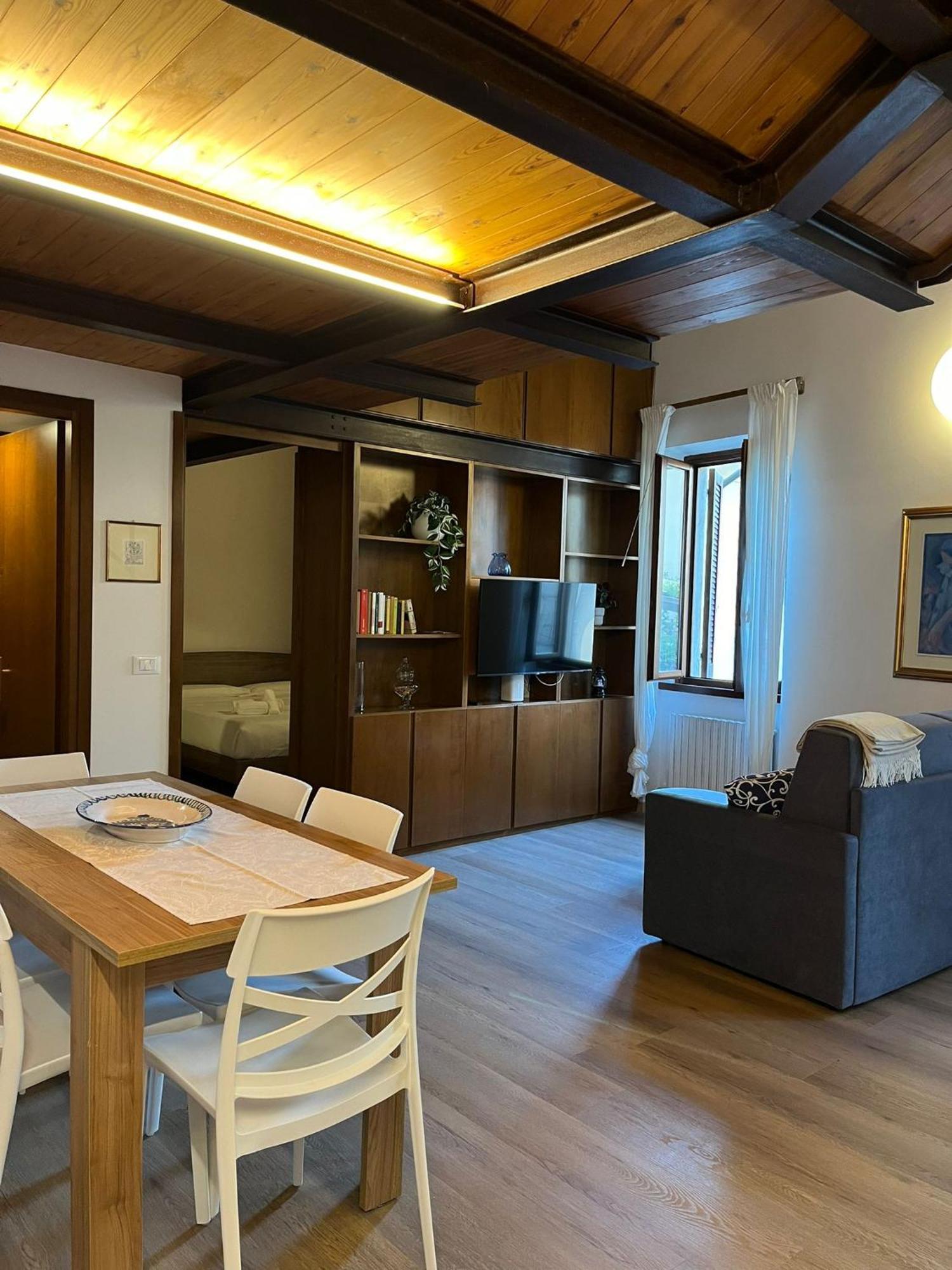 ヴェローナFlats4Rent Casa Di Gabriellaアパートメント エクステリア 写真