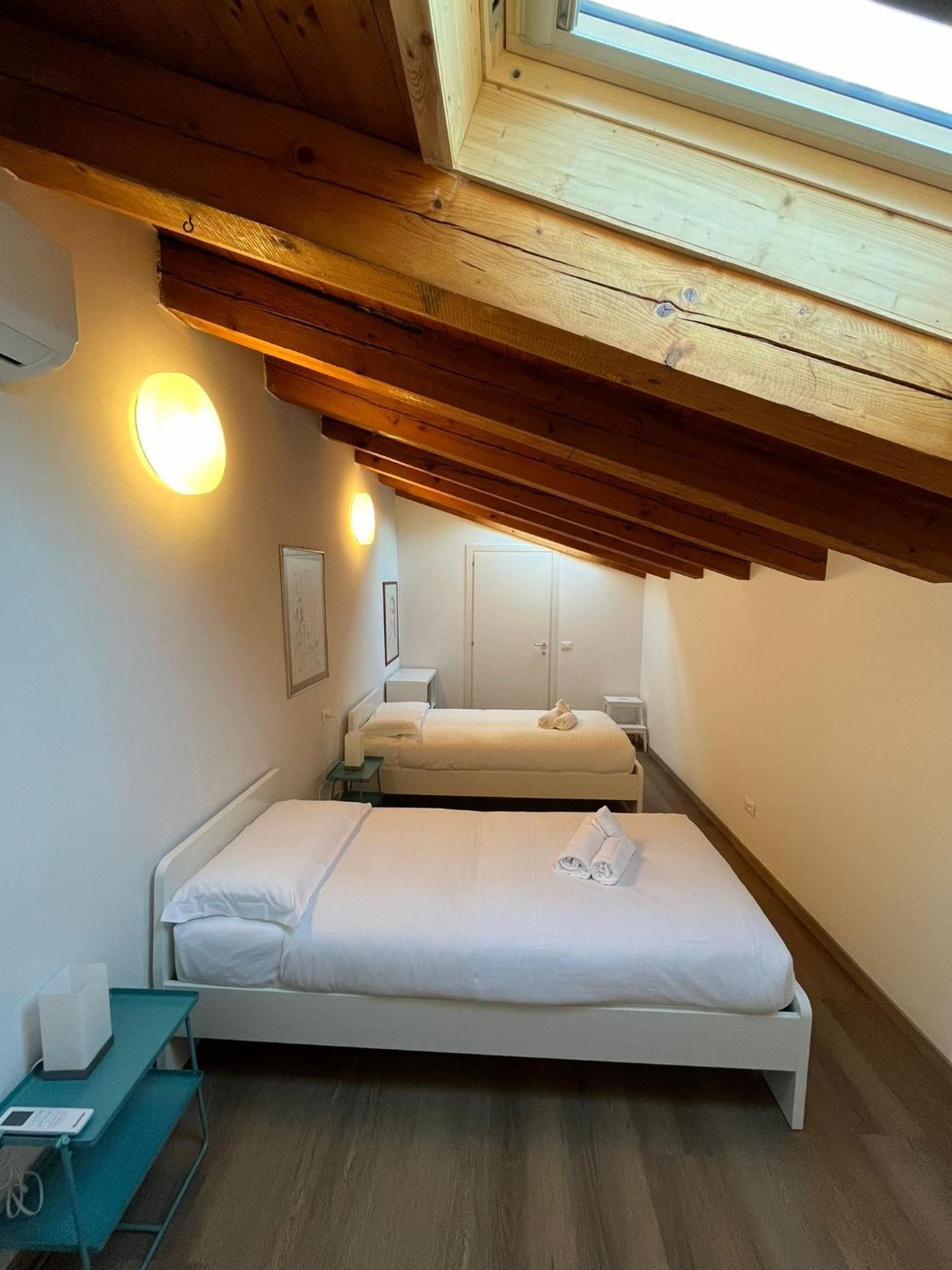 ヴェローナFlats4Rent Casa Di Gabriellaアパートメント エクステリア 写真