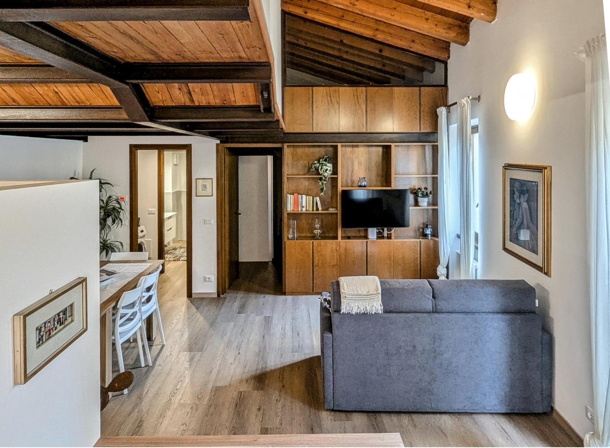 ヴェローナFlats4Rent Casa Di Gabriellaアパートメント エクステリア 写真