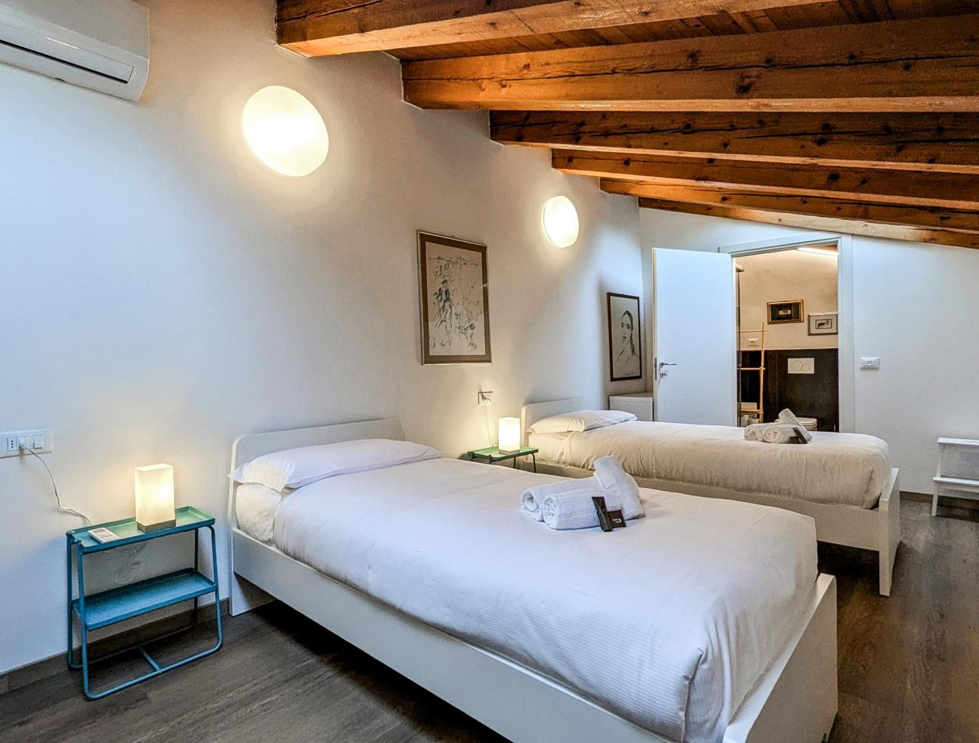 ヴェローナFlats4Rent Casa Di Gabriellaアパートメント エクステリア 写真